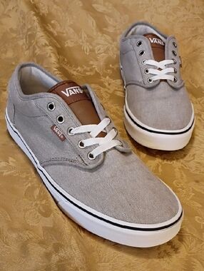 Vans Men’s Gray Canvas Low-Top  with Brown Tongue Accent Men's 11.0 Women's 12.5
